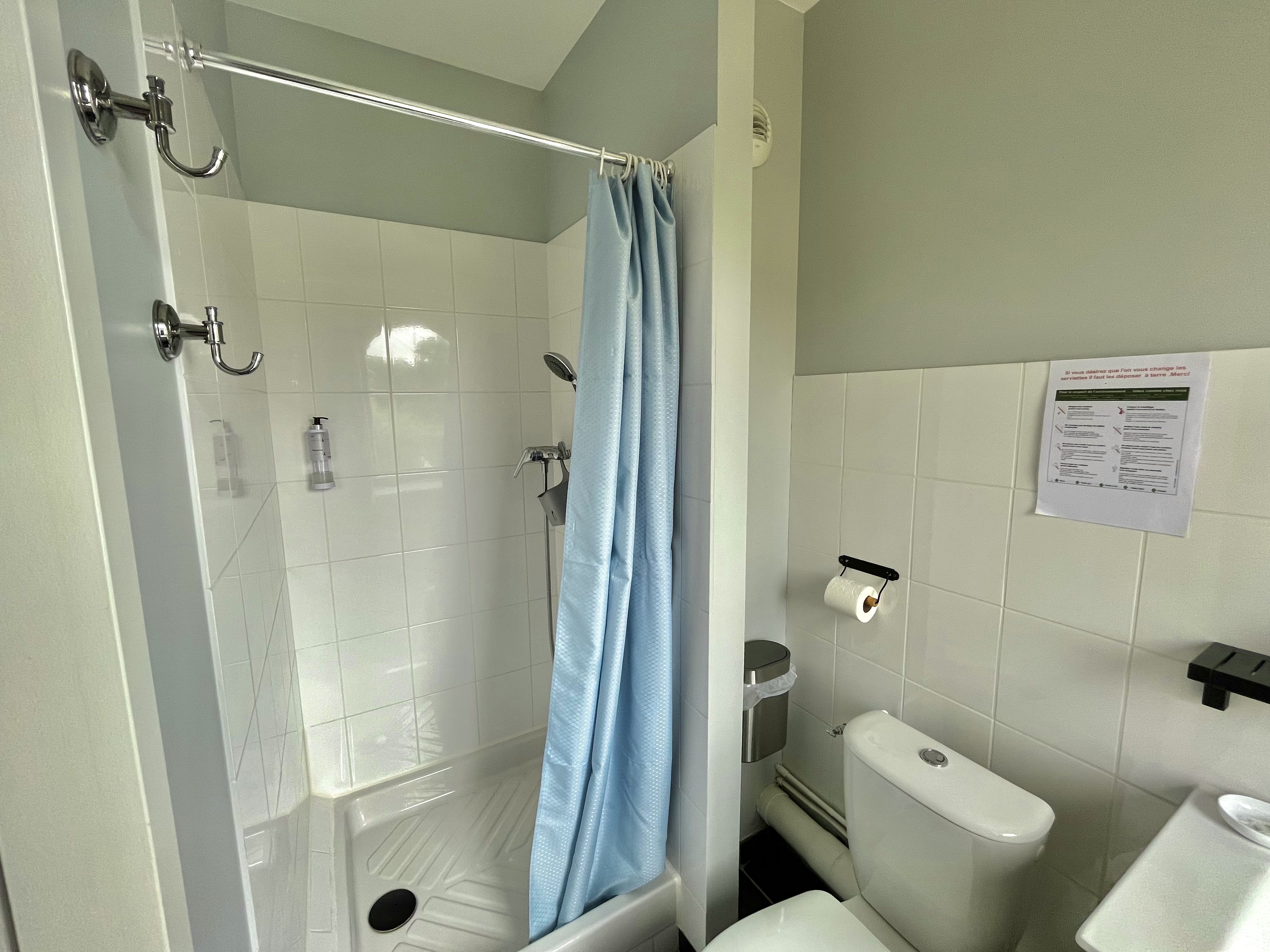 Chambre supérieure Queen-size - Lit